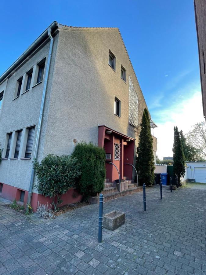 Comfortable Shared Apartment With Private Room In Wesseling Exterior foto