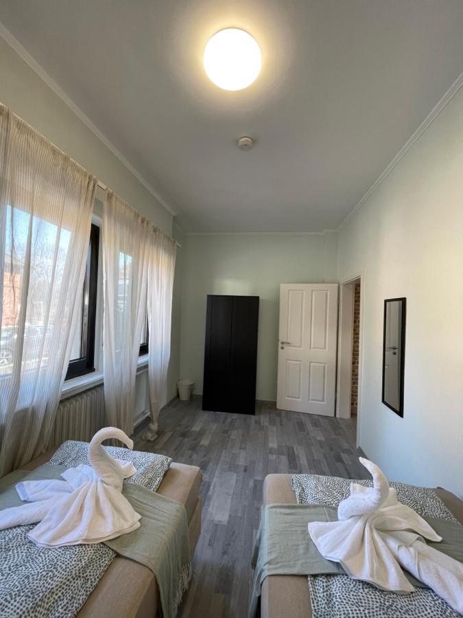 Comfortable Shared Apartment With Private Room In Wesseling Exterior foto